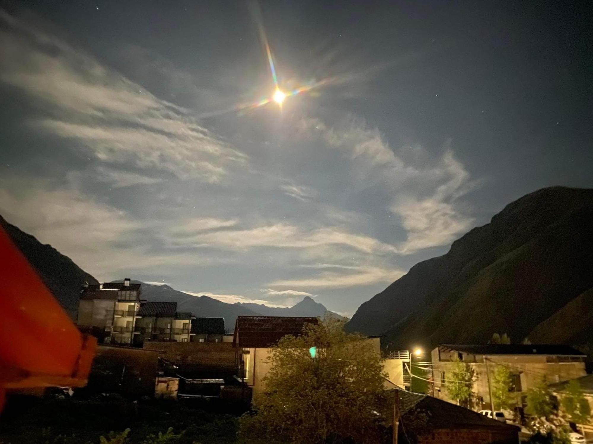 Four Season In Kazbegi Hotell Rum bild