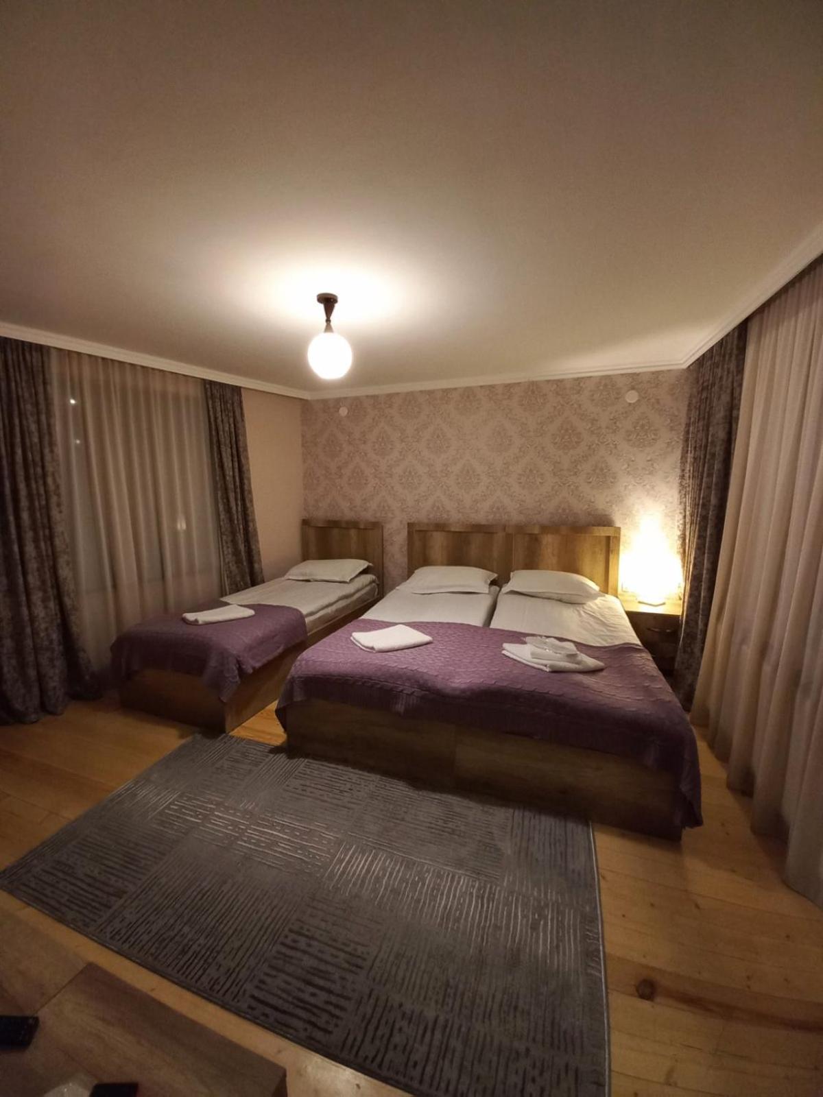 Four Season In Kazbegi Hotell Rum bild