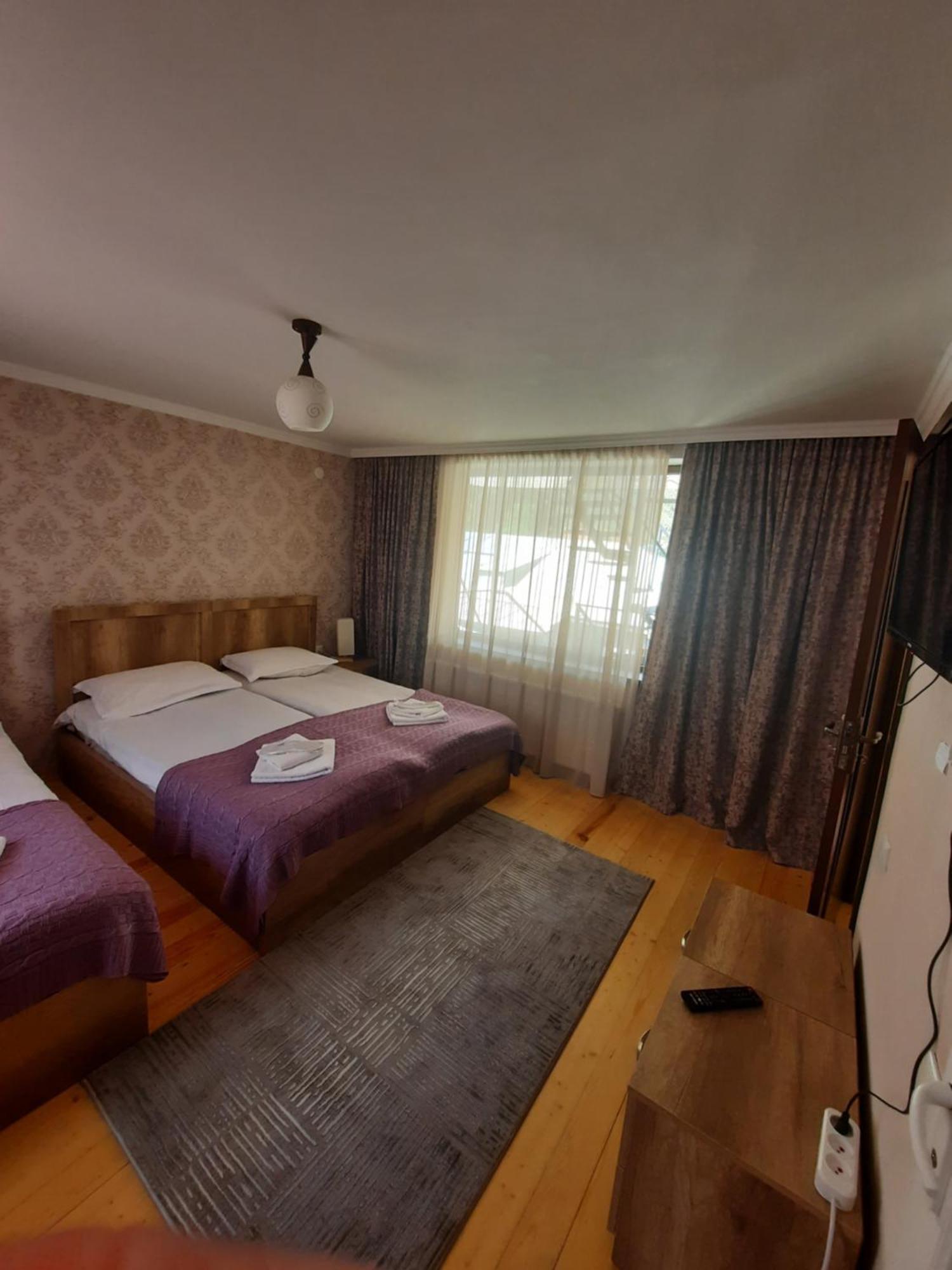 Four Season In Kazbegi Hotell Rum bild