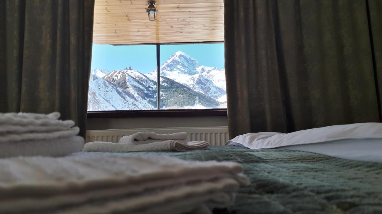 Four Season In Kazbegi Hotell Exteriör bild